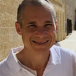 איתן מנחם נאמן