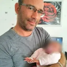 קובי דבש