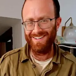 אלישע לוינשטרן