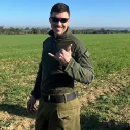 דניס קרוחמלוב וקסלר