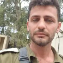 ניר בנימין