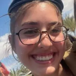 אגם נעים