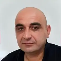 איליה נוזאדזה