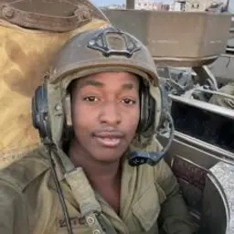 אלישי יונג