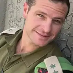 יהונתן בנימין צור
