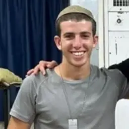 יונתן אלעזרי