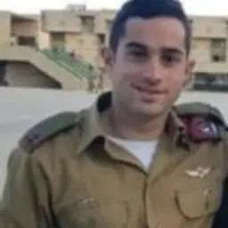 יותם בן בסט