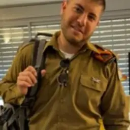 עומרי ניב פיירשטיין