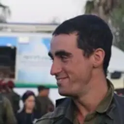 עמית פלד