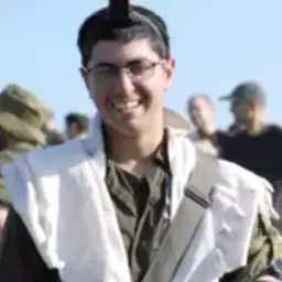 אופיר טסטה